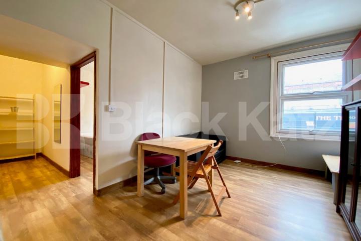 located in the heart of Angel only a 0.2 mile walk to Angel Station White Lion Street, Angel